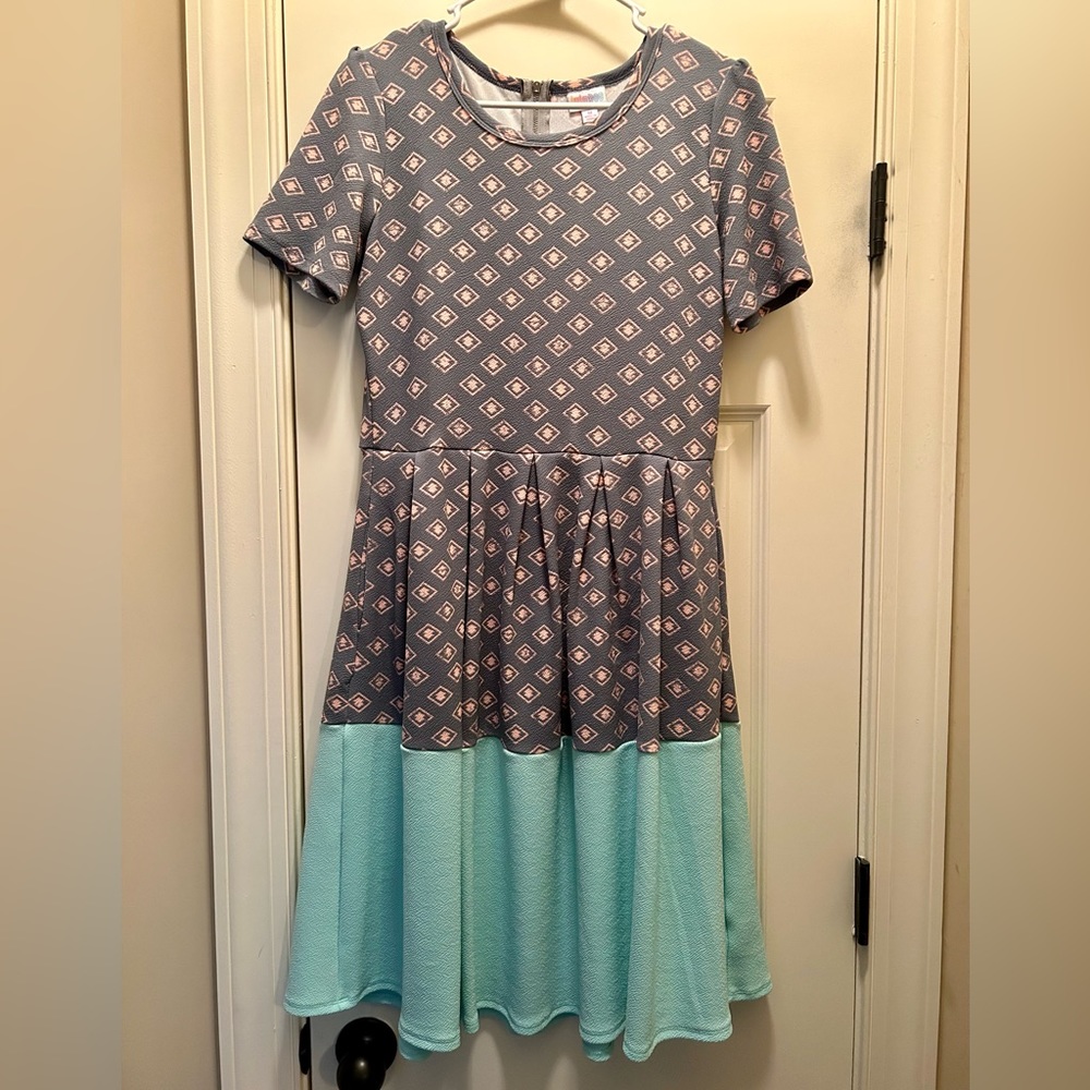 LuLaRoe Women’s Amelia Dress Medium